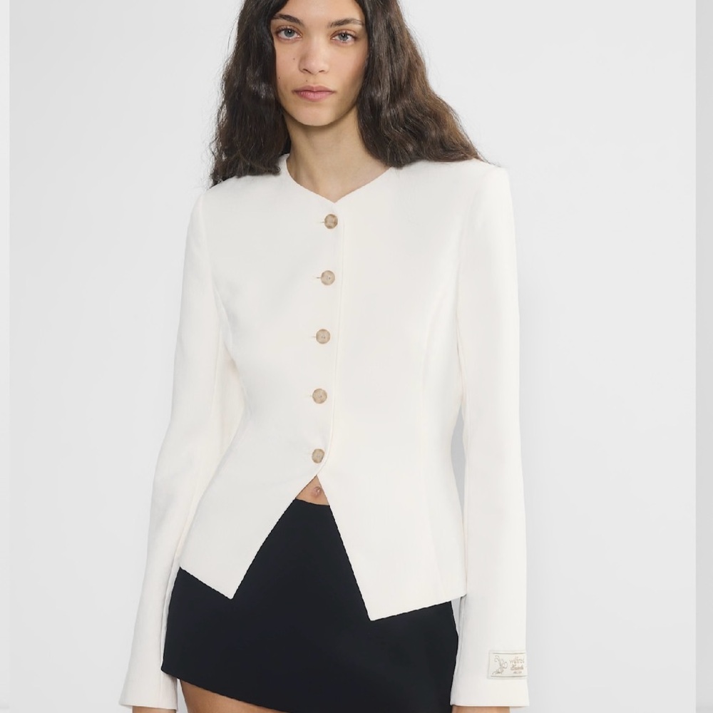 Elegant White Regal Jacket